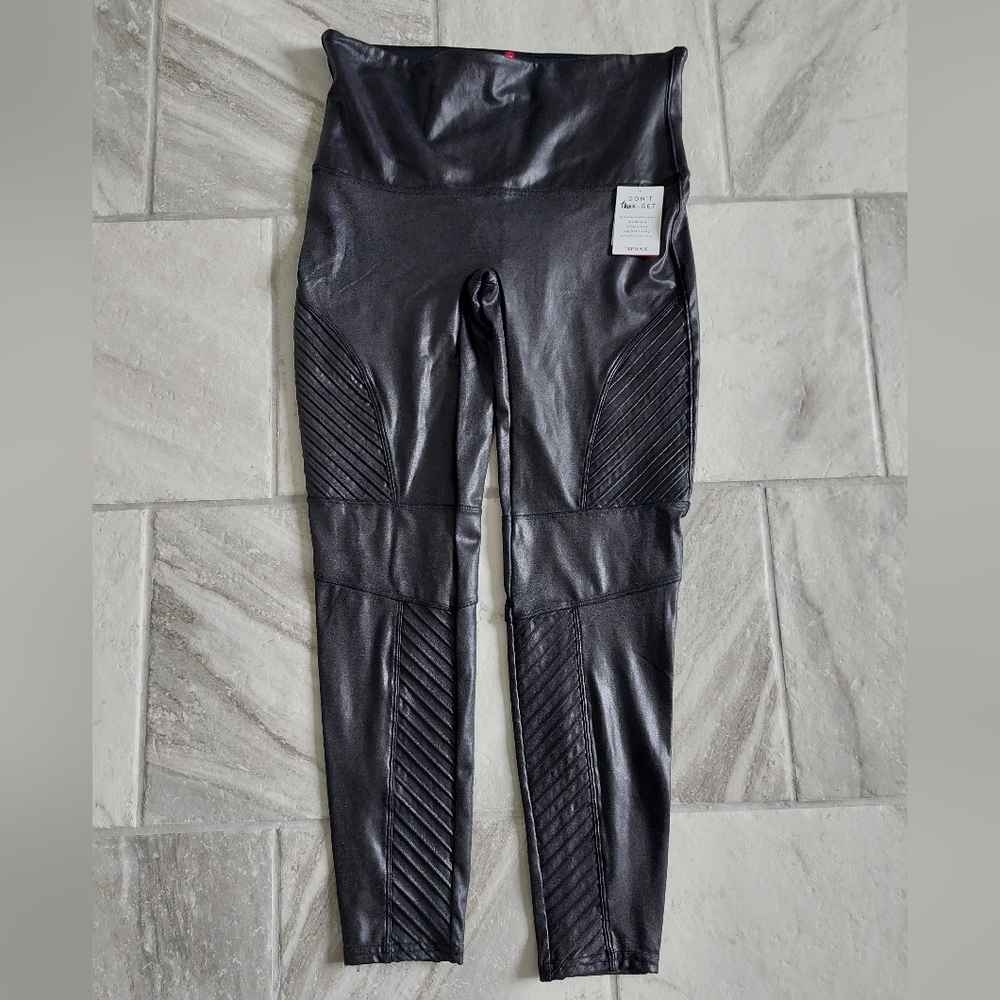 NWT SPANX Women's Plus Size Faux Leather Moto Leggings in Black 1X 20136P